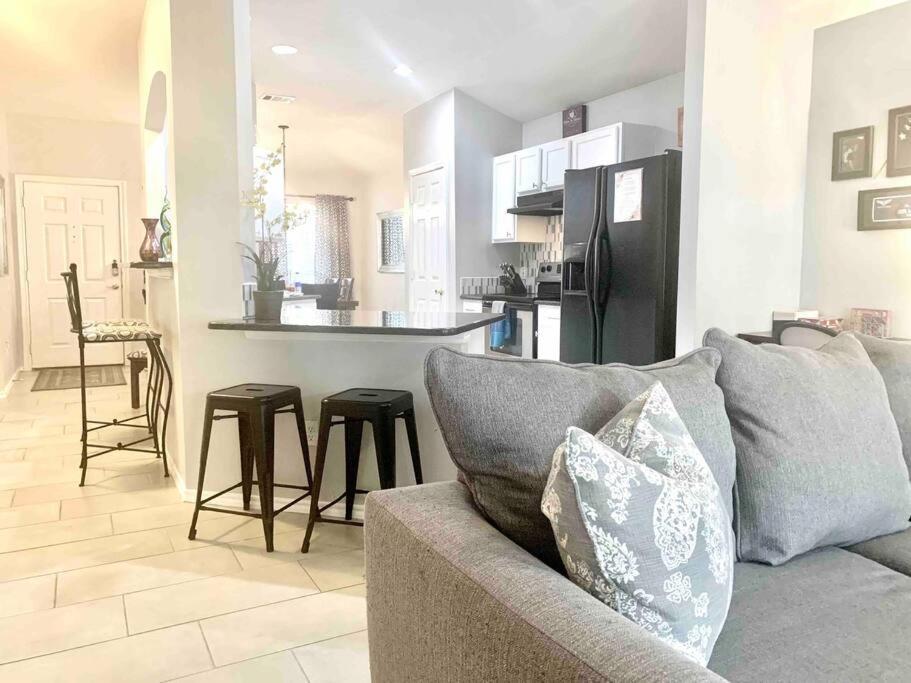 Modern Updates - Great Location - King Bed- Bmt ซานอันโตนิโอ ภายนอก รูปภาพ