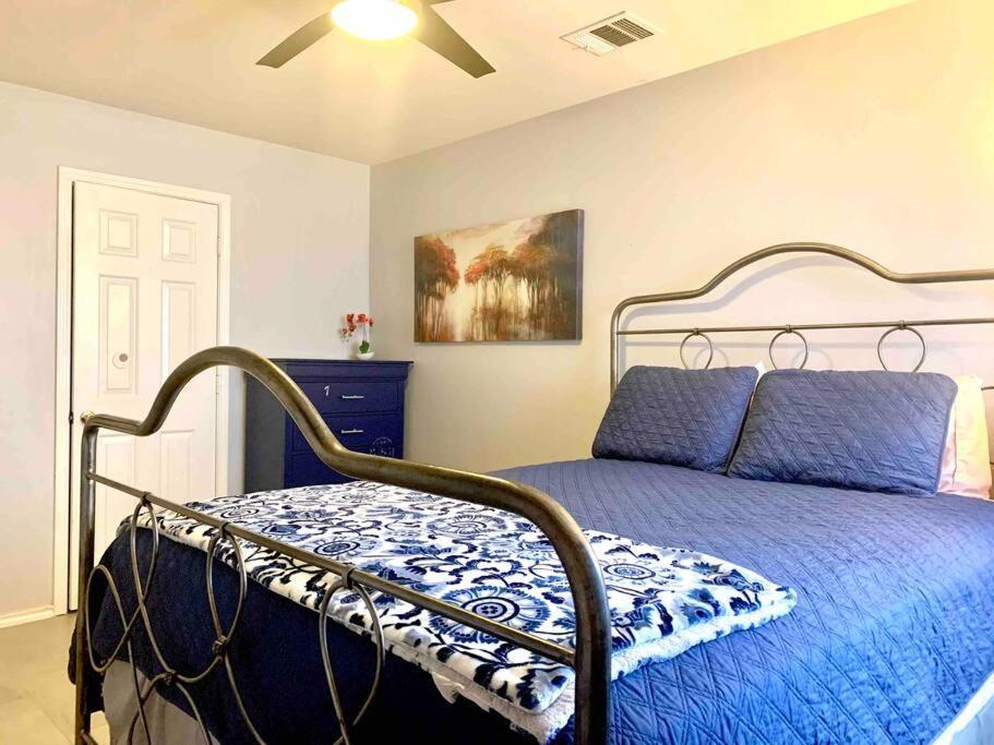 Modern Updates - Great Location - King Bed- Bmt ซานอันโตนิโอ ภายนอก รูปภาพ